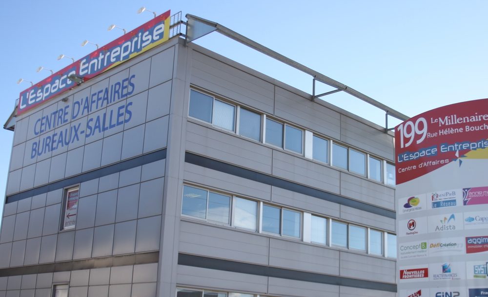 Bâtiment du centre de coworking Espace Entreprise au Millénaire, adresse de siège social des entreprises domiciliées
